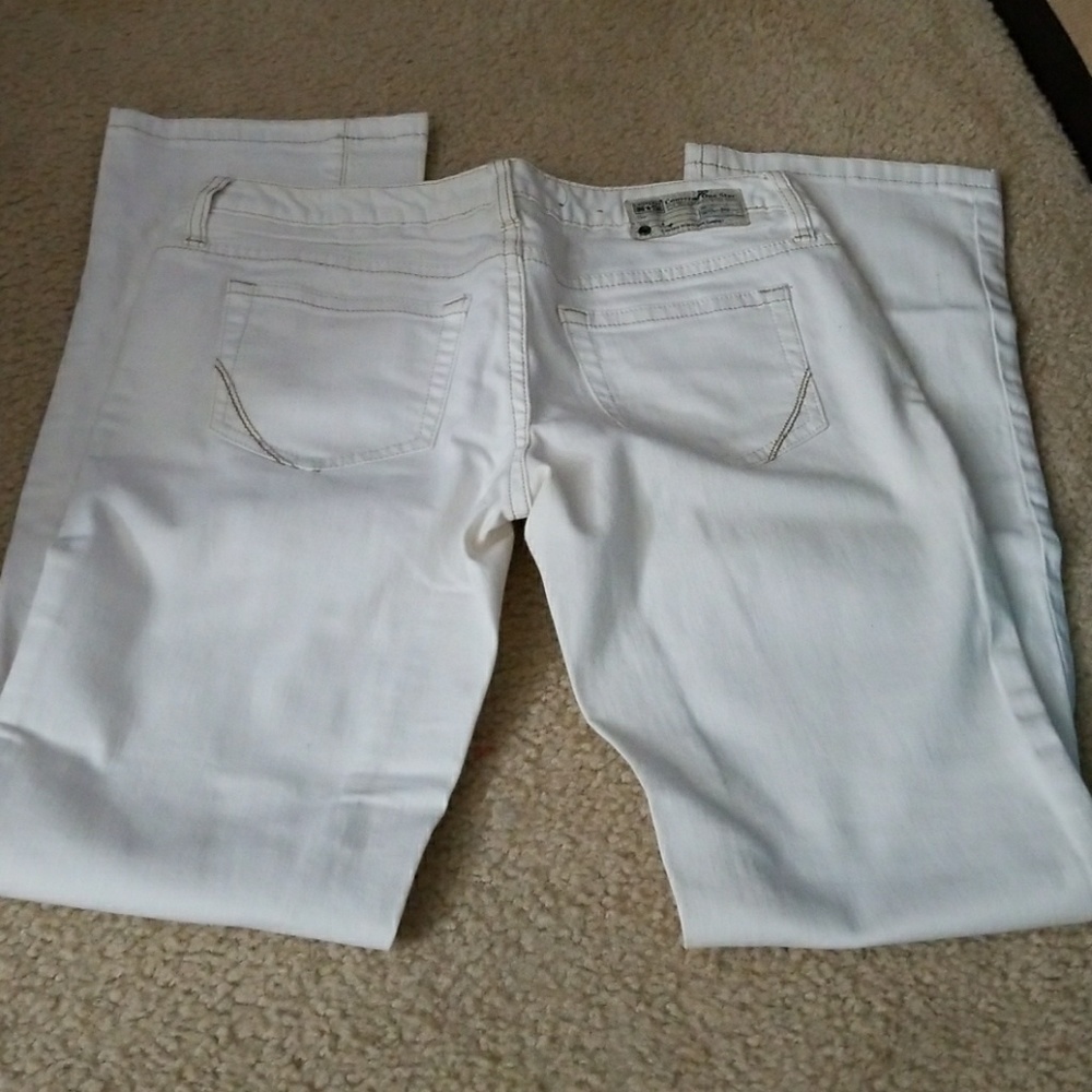OFF WHITE CONVERSE JEANS SIZE 4